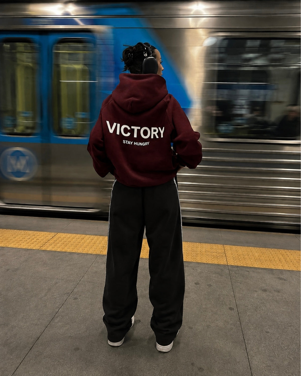 VICTORY STAY HUNGRY - Women Oversized Hoodie