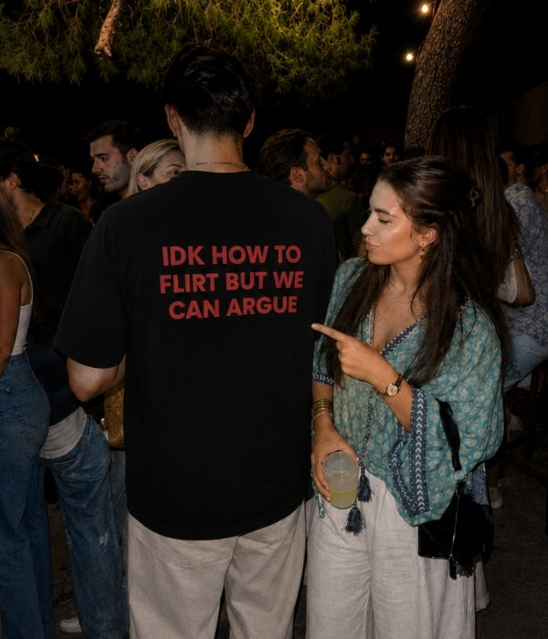 IDK HOW TO FLIRT - Oversized T-shirt  [ Unisex ]