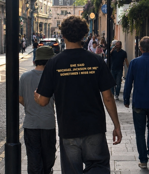 Michael jackson or me  - Oversized T-shirt  [ Unisex ]