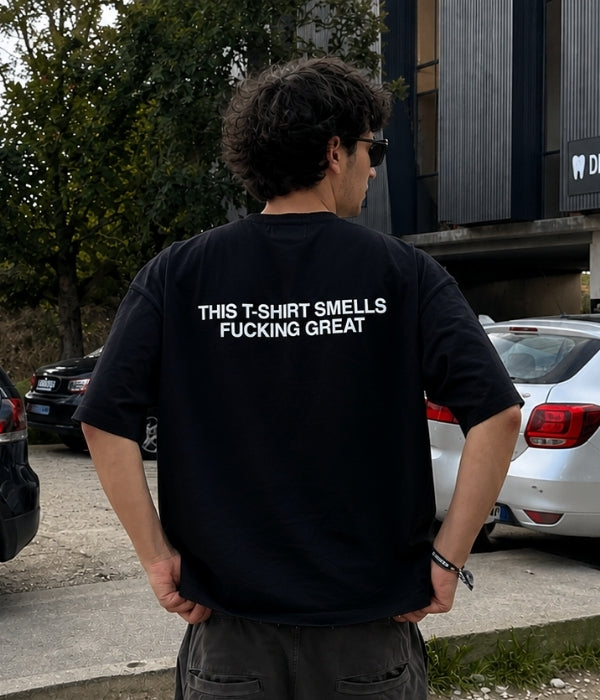 THIS TSHIRT SMELLS - Oversized T-shirt  [ Unisex ]