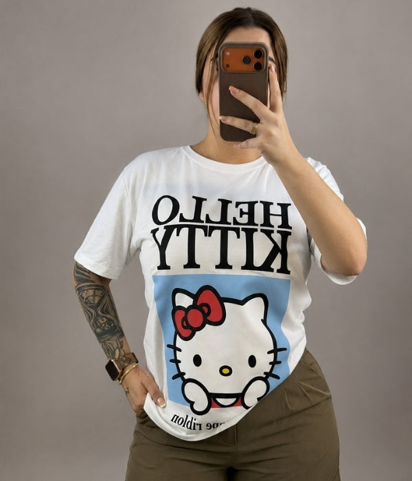 HELLO KITTY - Women Oversized T-shirt
