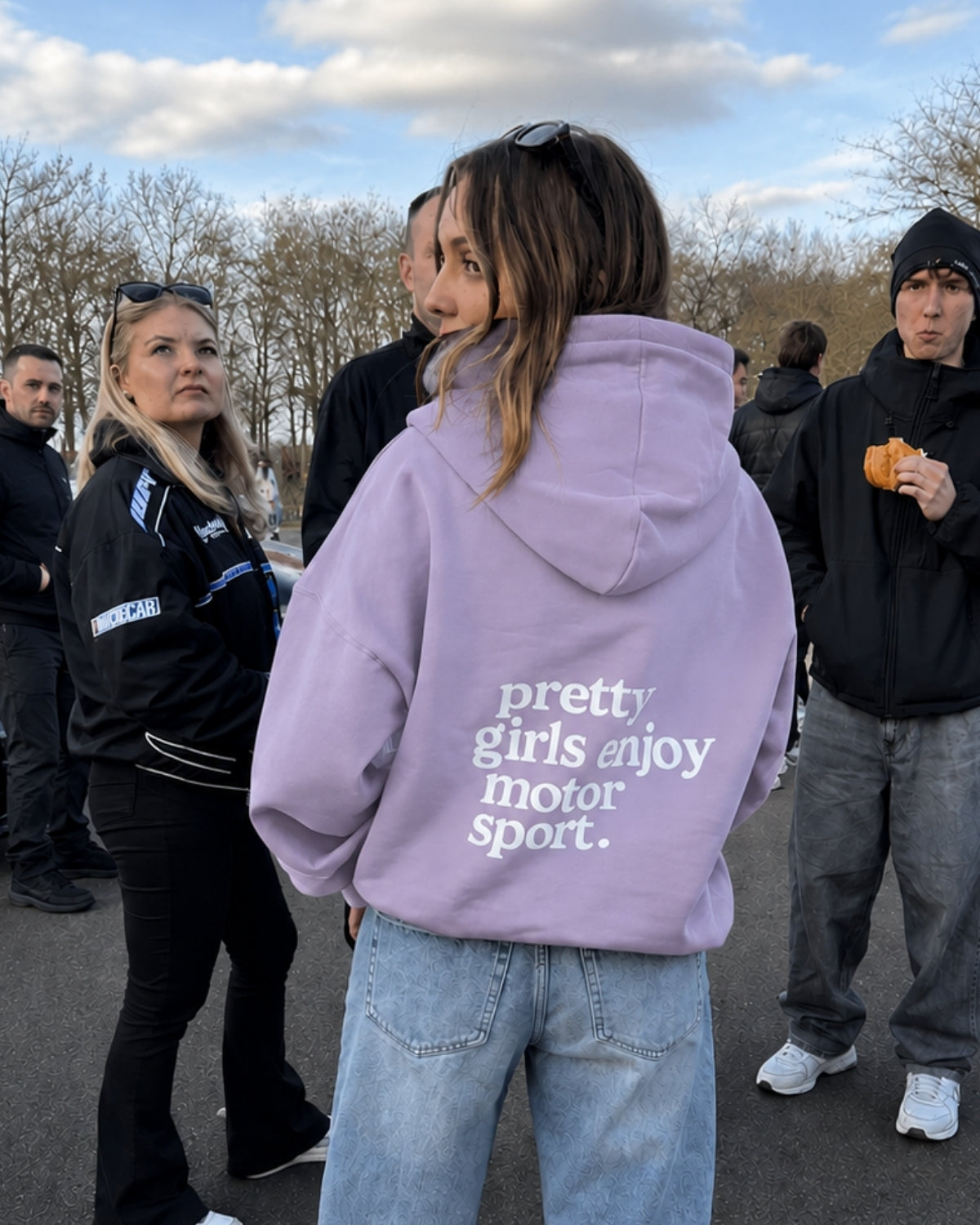 pretty girls enjoy motor sport - Women Oversized Hoodie