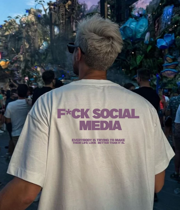 F*CK SOCIAL MEDIA  - Oversized T-shirt  [ Unisex ]