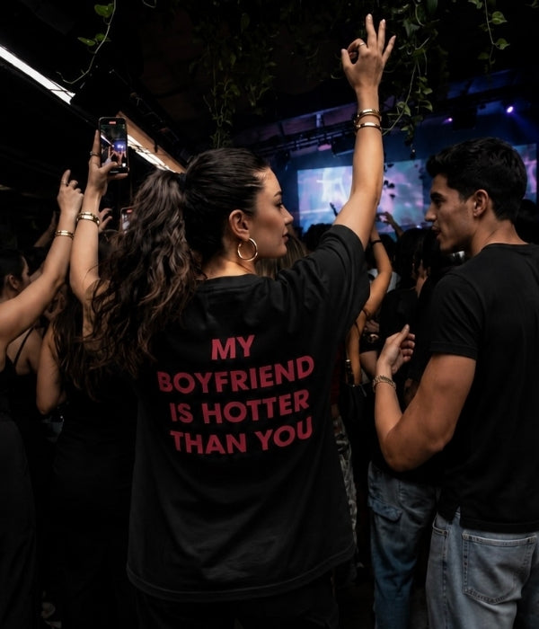 BY BOYFRIEND IS HOTTER THANK YOU - Women Oversized T-shirt