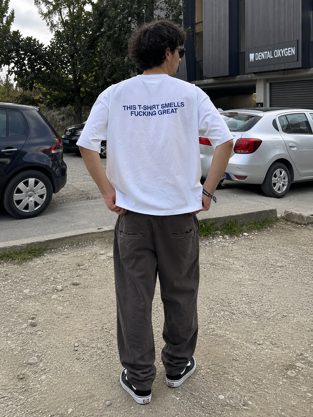 THIS TSHIRT SMELLS - Oversized T-shirt  [ Unisex ]