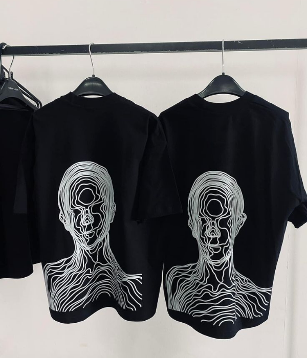 UrbanOutfits Oversized T-shirt Black / S Oversized T-shirt [ UNISEX ]