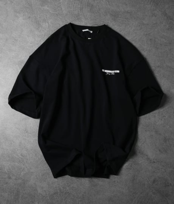 UrbanOutfits Oversized T-shirt ' Les Mandalas Fleur ' Oversized T-shirt