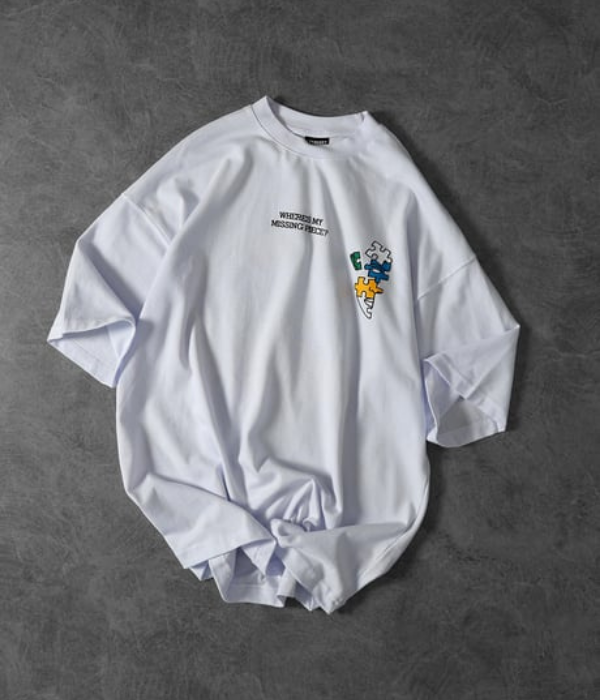 UrbanOutfits Oversized T-shirt ' MISSING FACE ' Oversized T-shirt [ Unisex ]