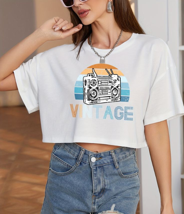 UrbanOutfits Women Crop Top White / S Vintage Oversized Crop Top