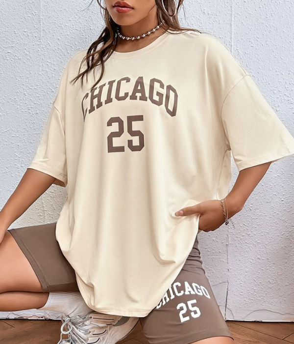 UrbanOutfits Women Oversized T-shirt Beige / S ' Chicago ' Women Oversized T-shirt