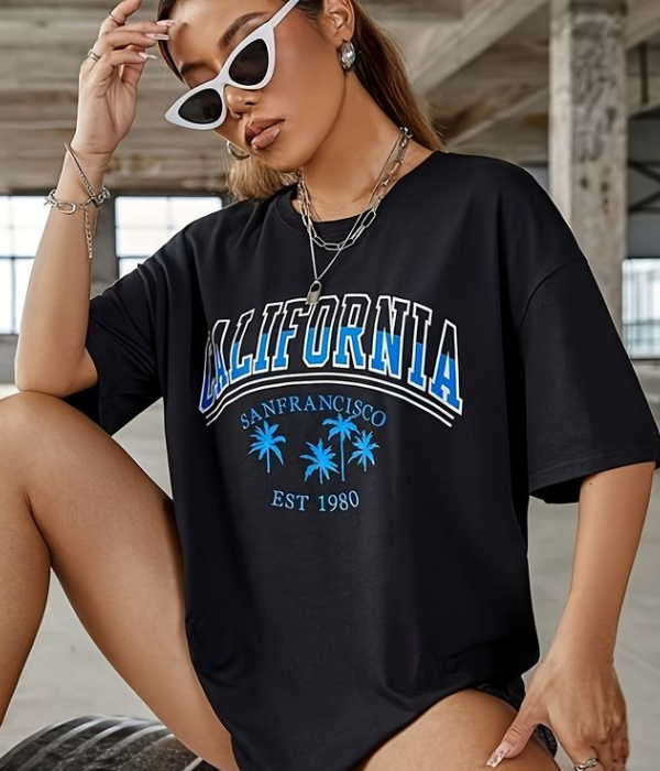 UrbanOutfits Women Oversized T-shirt Black / S California Oversized T-Shirt
