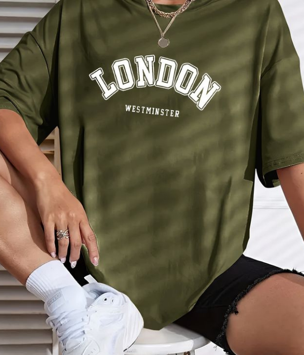 UrbanOutfits Women Oversized T-shirt olive green / Cotton / S London Oversized T-Shirt