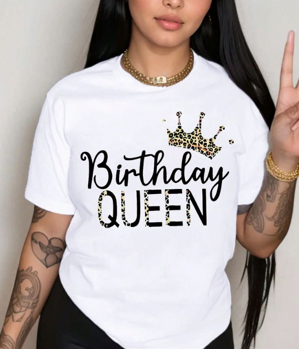 UrbanOutfits Women Oversized T-shirt White / S QUEEN - Women Oversized T-shirt