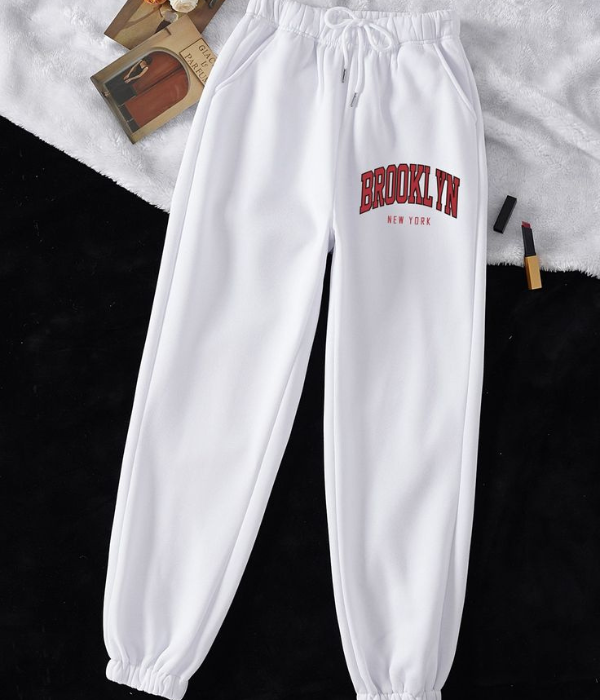 UrbanOutfits Women Sweatpants White / Cotton-Fleece / S 'Brooklyn ' Women Oversized Sweatpants